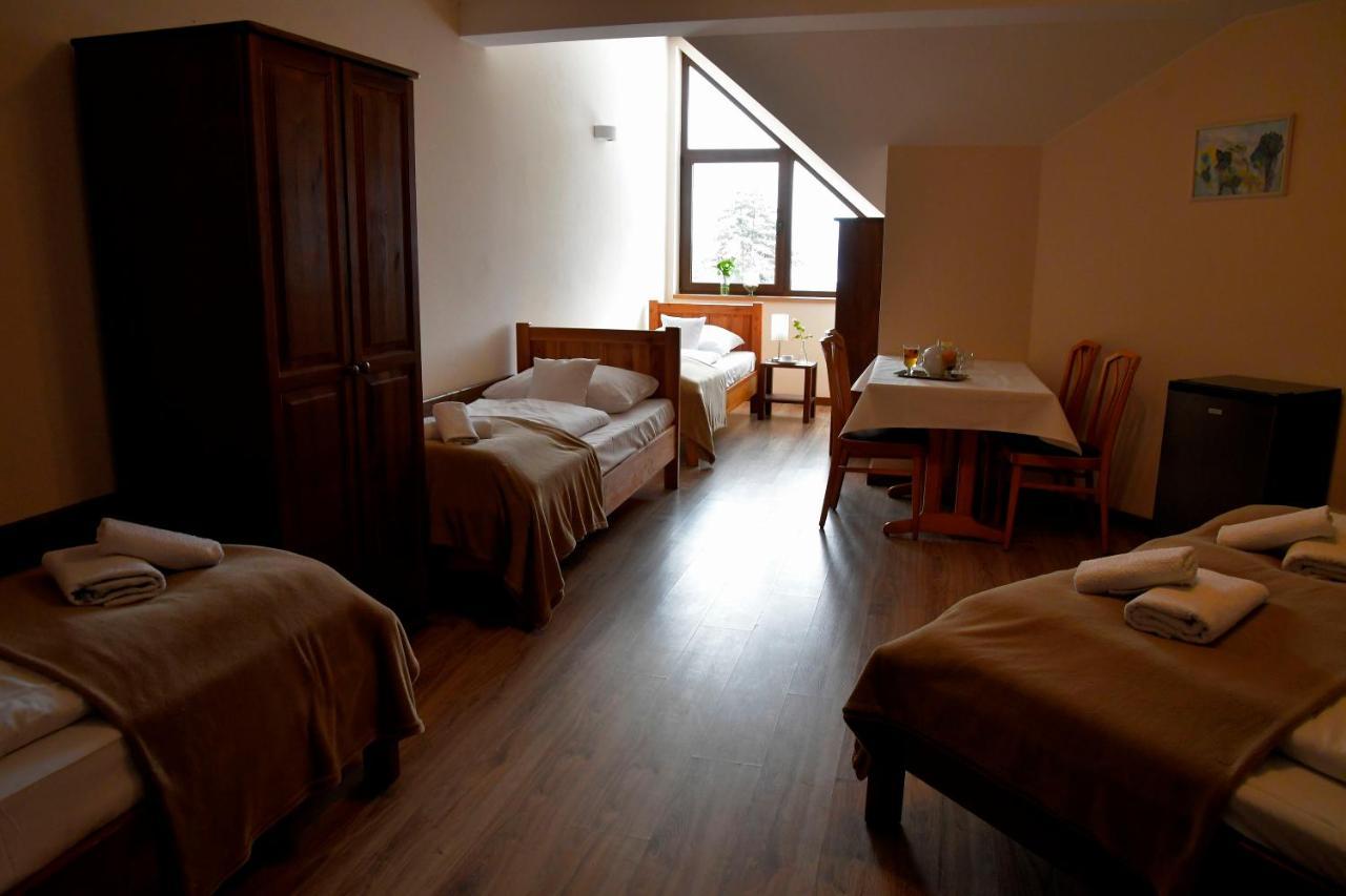 Gosciniec Pod Lubomirem Bed & Breakfast Weglowka  Exterior photo