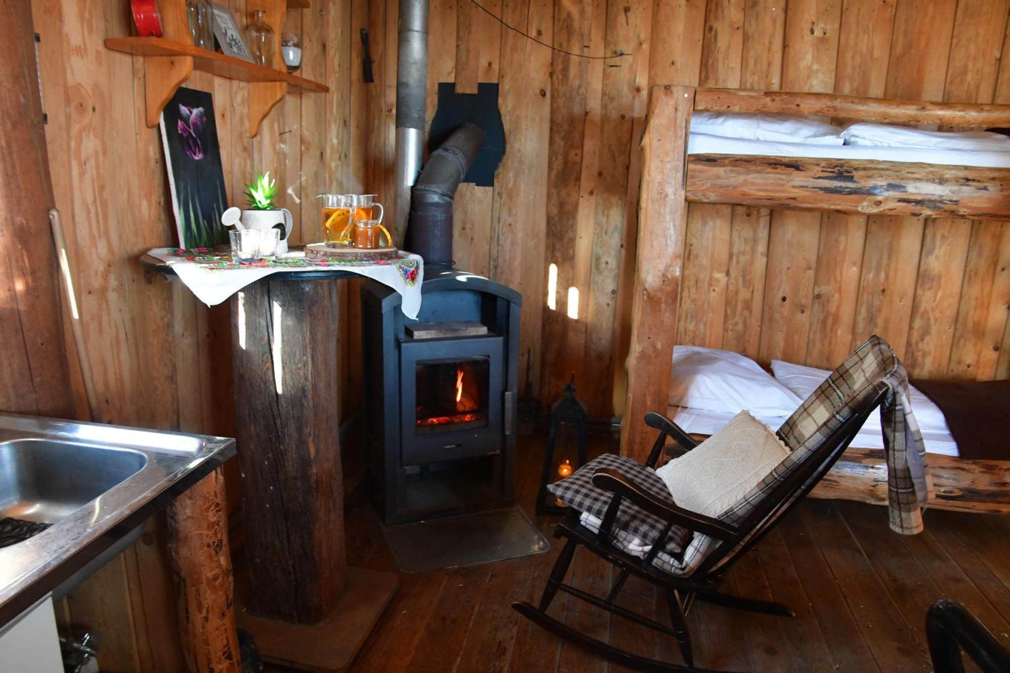 Gosciniec Pod Lubomirem Bed & Breakfast Weglowka  Exterior photo